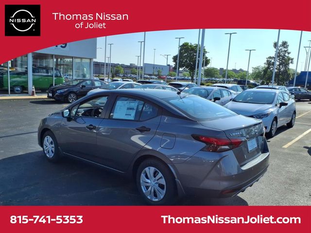 2025 Nissan Versa 1.6 S photo 3