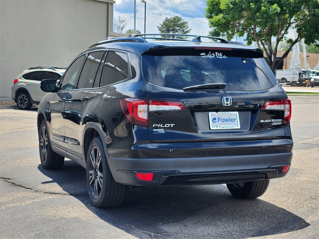 2020 Honda Pilot Black Edition photo 3
