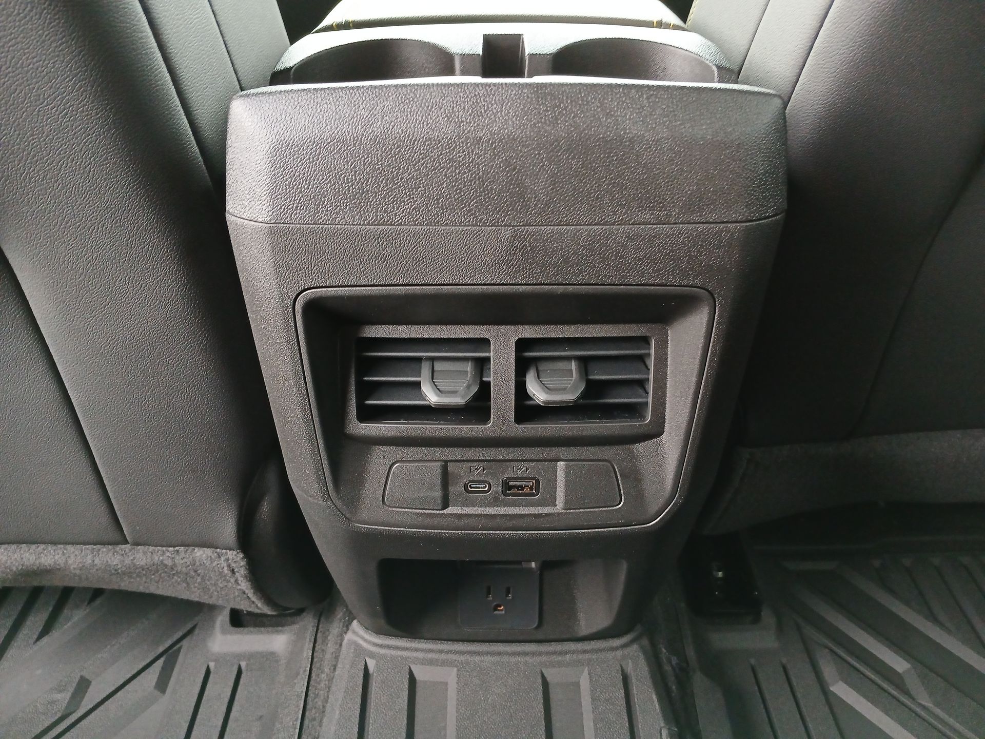 2026 Chevrolet Colorado ZR2 photo 19
