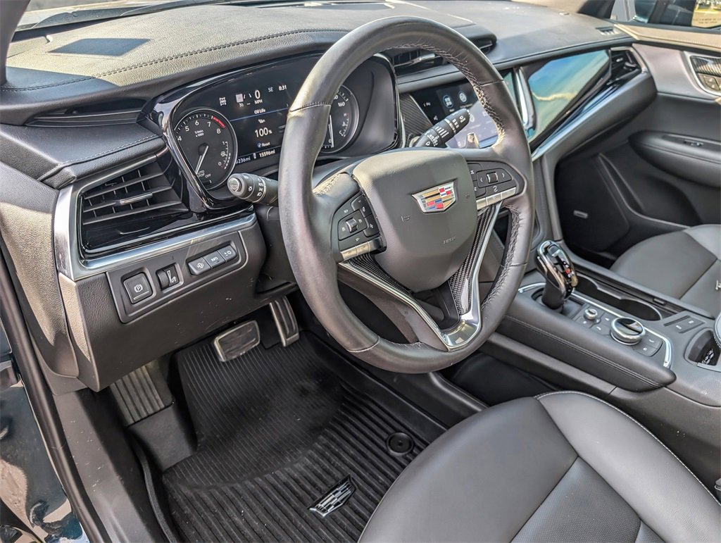 2025 Cadillac XT6 Sport photo 8