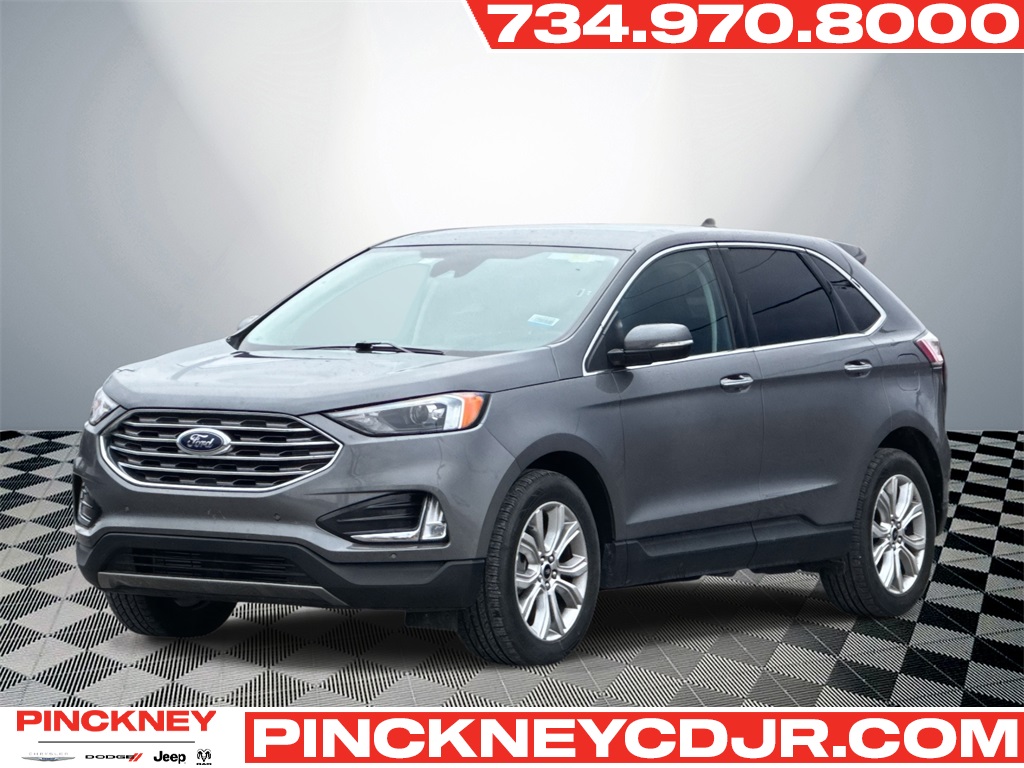 2024 Ford Edge Titanium's photo