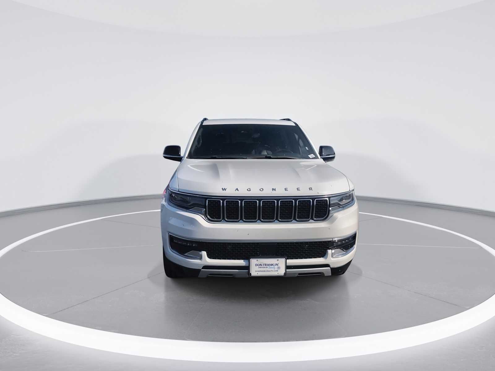 2023 Jeep Wagoneer Series II photo 3