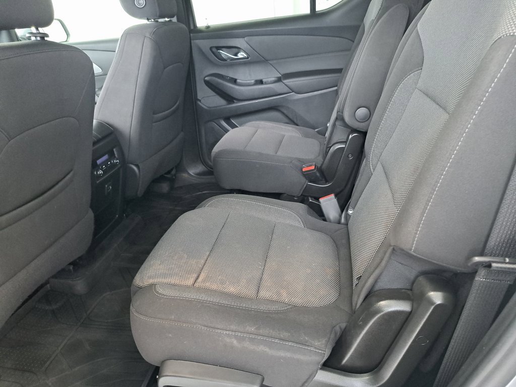 2023 Chevrolet Traverse Cloth photo 23