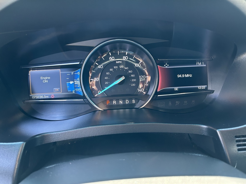 2017 Ford Explorer XLT photo 16