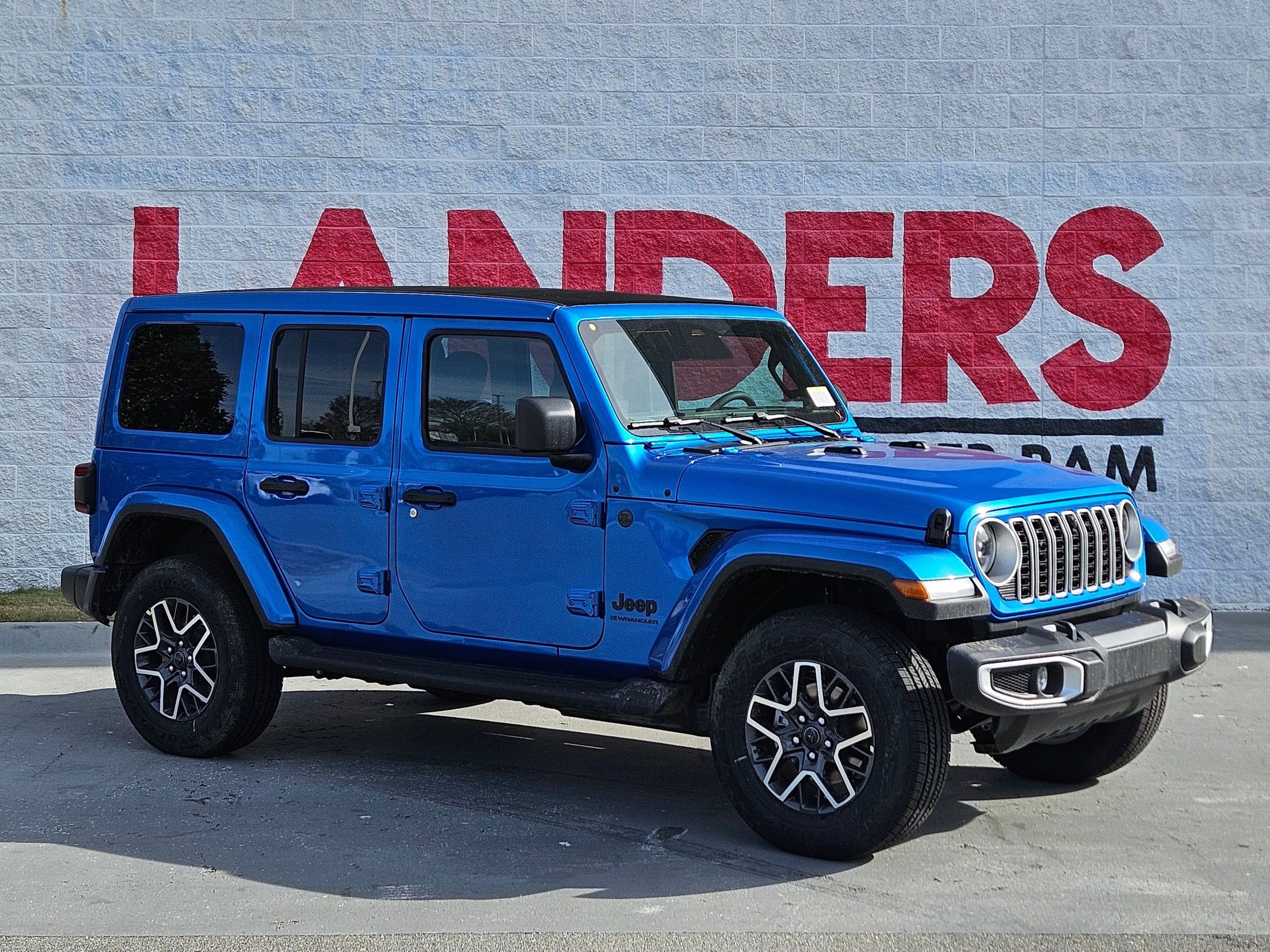 2026 Jeep Wrangler 4-Door Sahara's photo