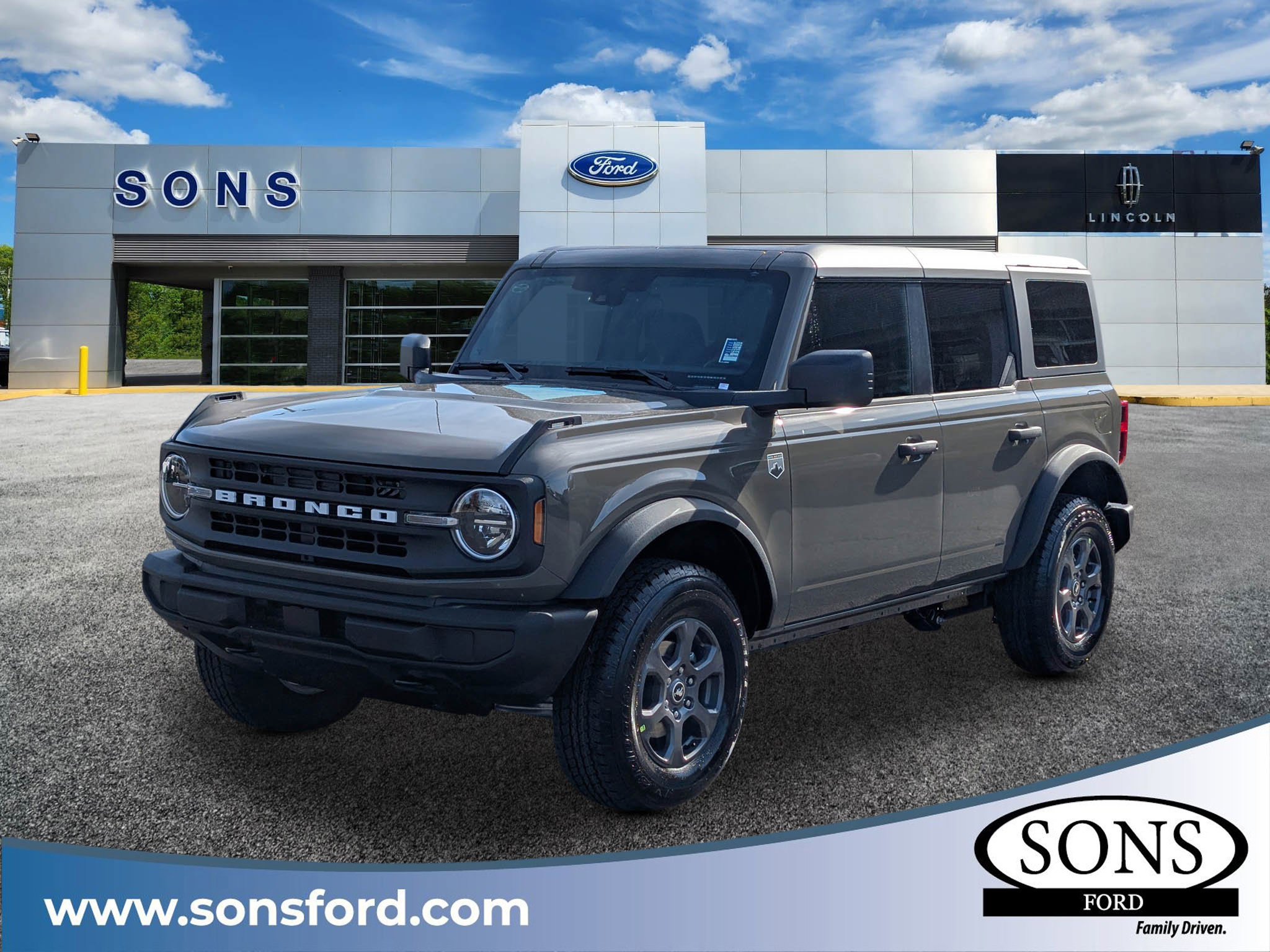 2025 Ford Bronco 4-Door Big Bend's photo