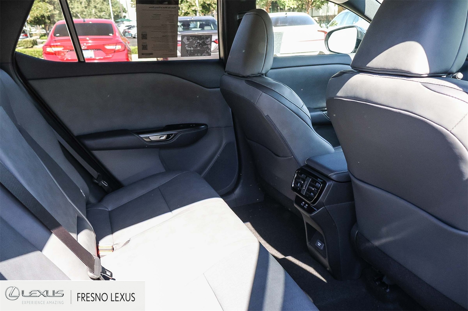 2025 Lexus RZ 450e photo 13