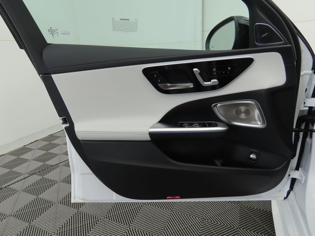 2025 Mercedes Benz C 300 photo 25