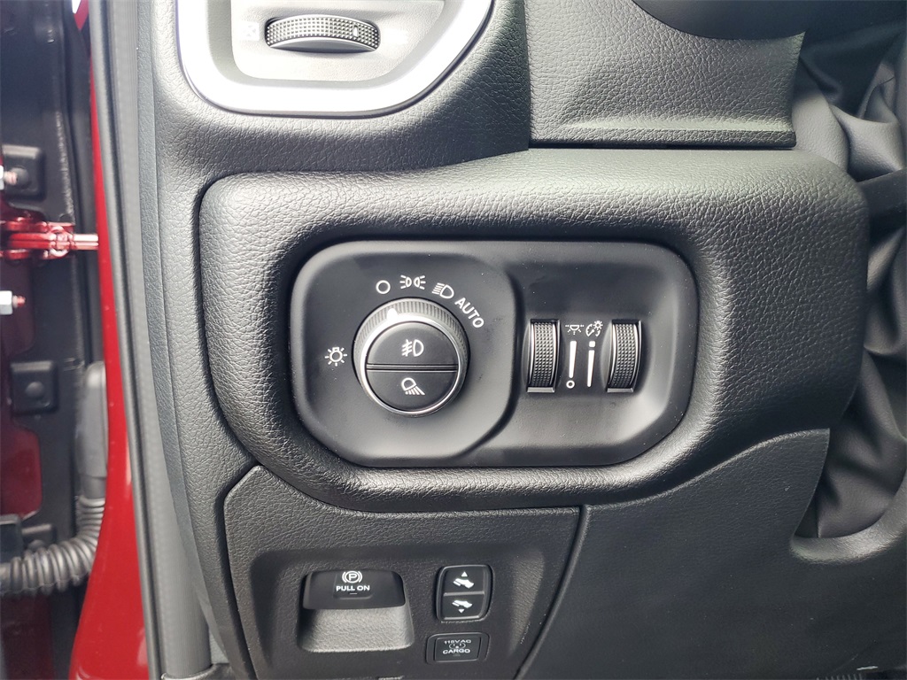 2025 Ram 1500 Big Horn Lone Star photo 9