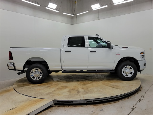 2025 Ram 2500 Tradesman photo 3