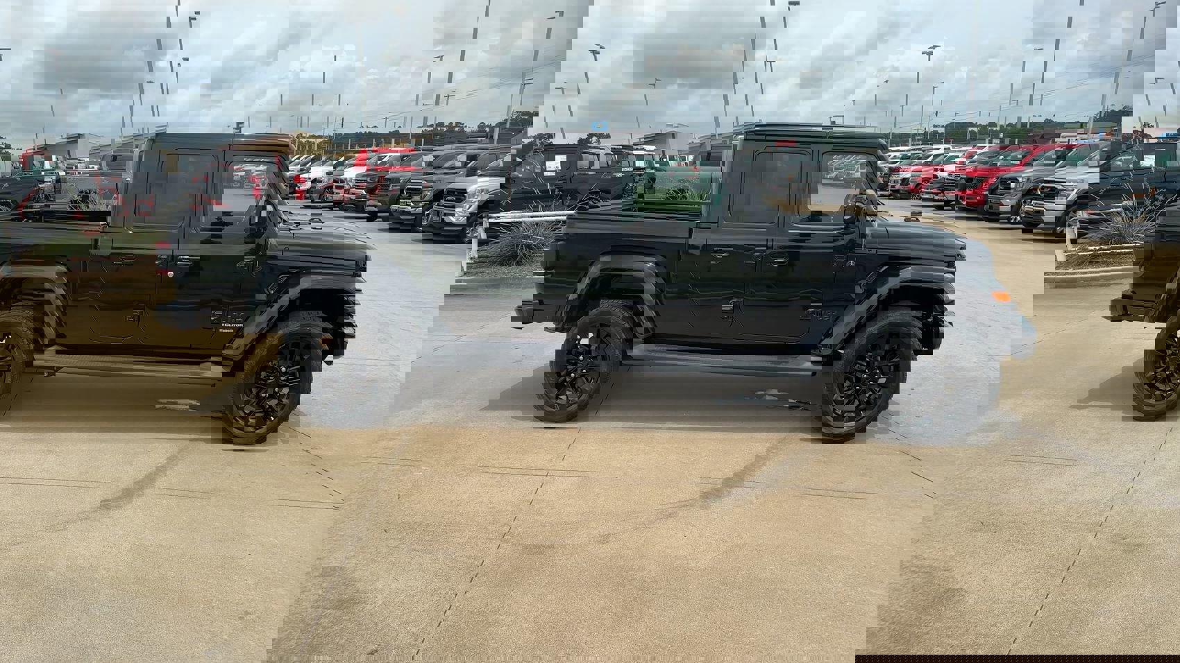 2023 Jeep Gladiator High Altitude photo 9