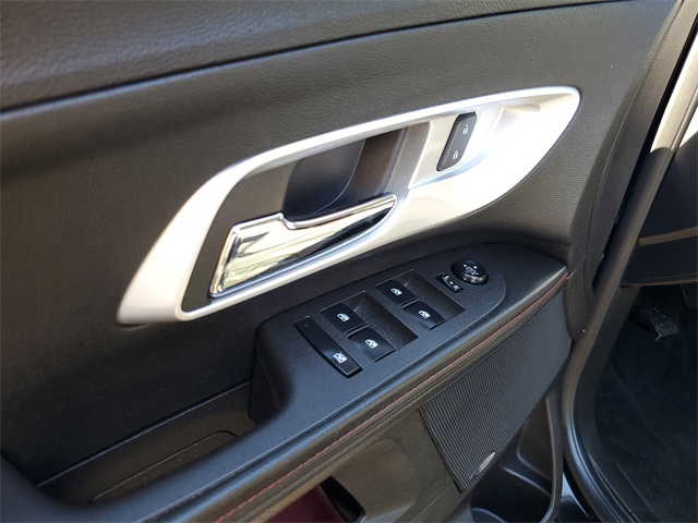 2015 Chevrolet Equinox LT photo 4