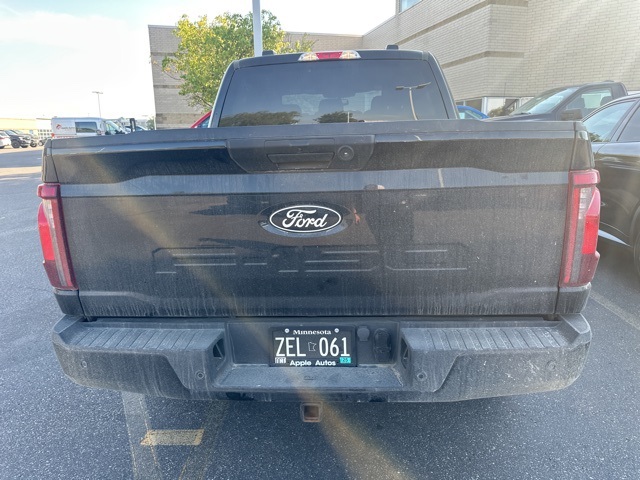 2024 Ford F-150 XLT photo 3