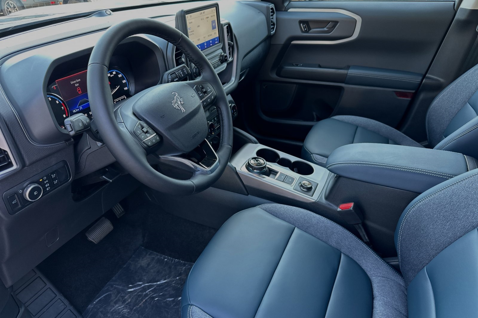 2024 Ford Bronco Sport Outer Banks photo 6
