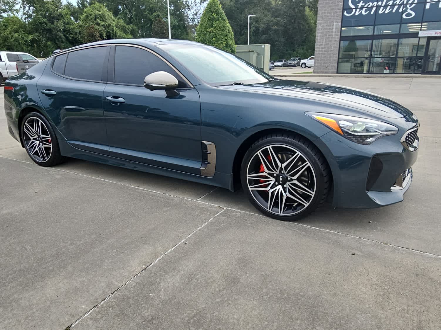 2022 Kia Stinger GT2 photo 2