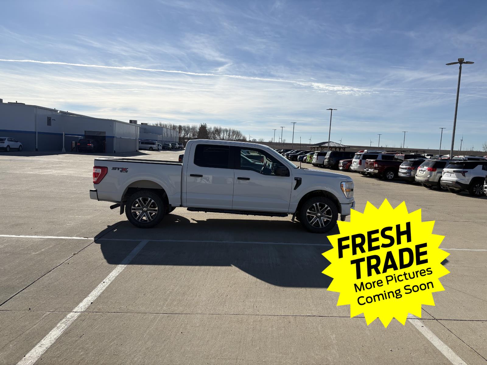 2022 Ford F-150 XL photo 4