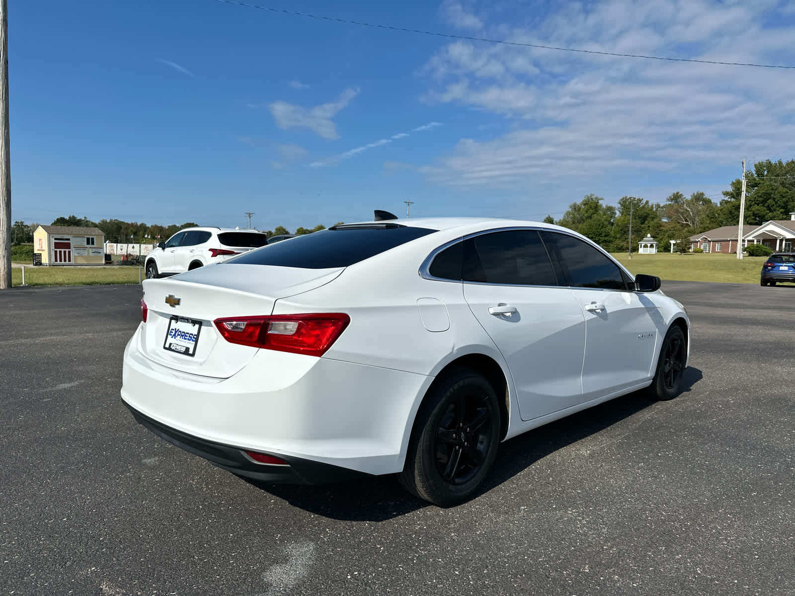 2022 Chevrolet Malibu LS photo 3