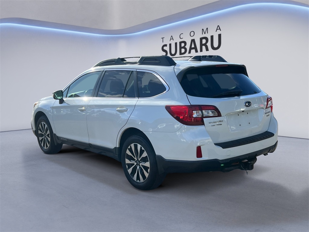 2016 Subaru Outback 3.6R Limited photo 2