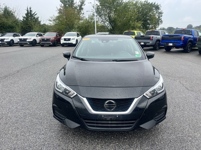 2021 Nissan Versa 1.6 SV photo 2