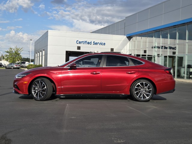 2023 Hyundai Sonata Limited photo 3
