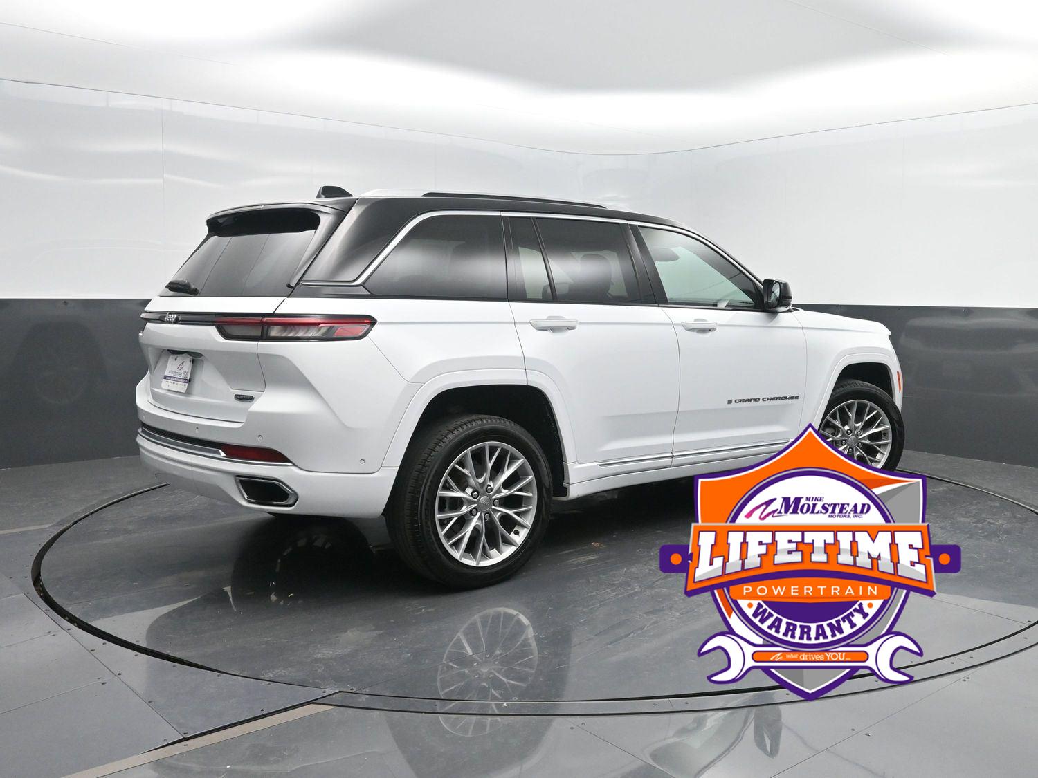 2022 Jeep Grand Cherokee Summit