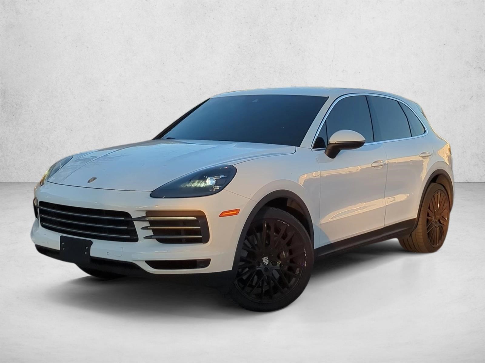 2021 Porsche Cayenne Base's photo