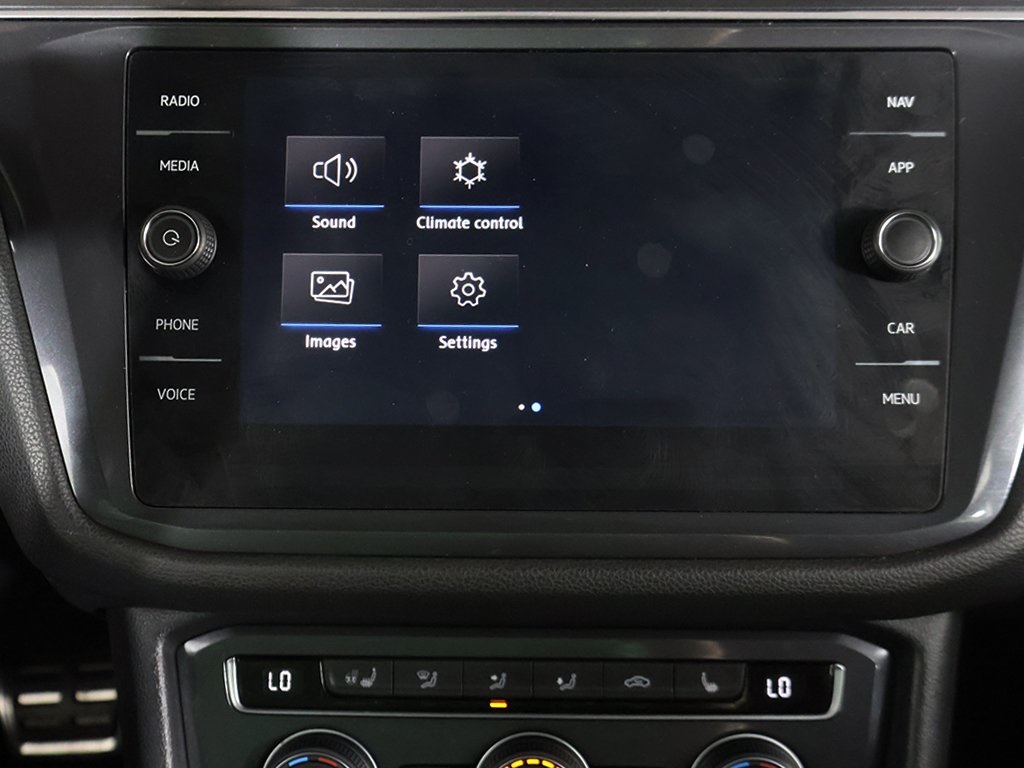 2020 Volkswagen Tiguan SEL Premium R-Line photo 48