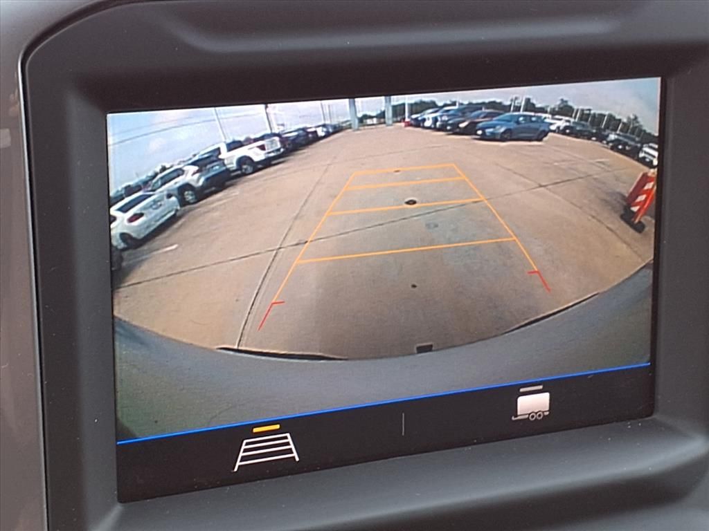 2021 Chevrolet Silverado 1500 photo 3