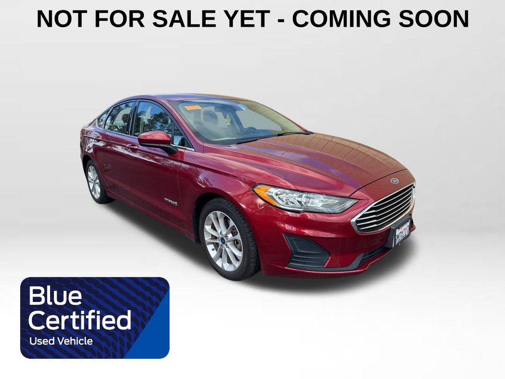 2019 Ford Fusion Hybrid SE's photo