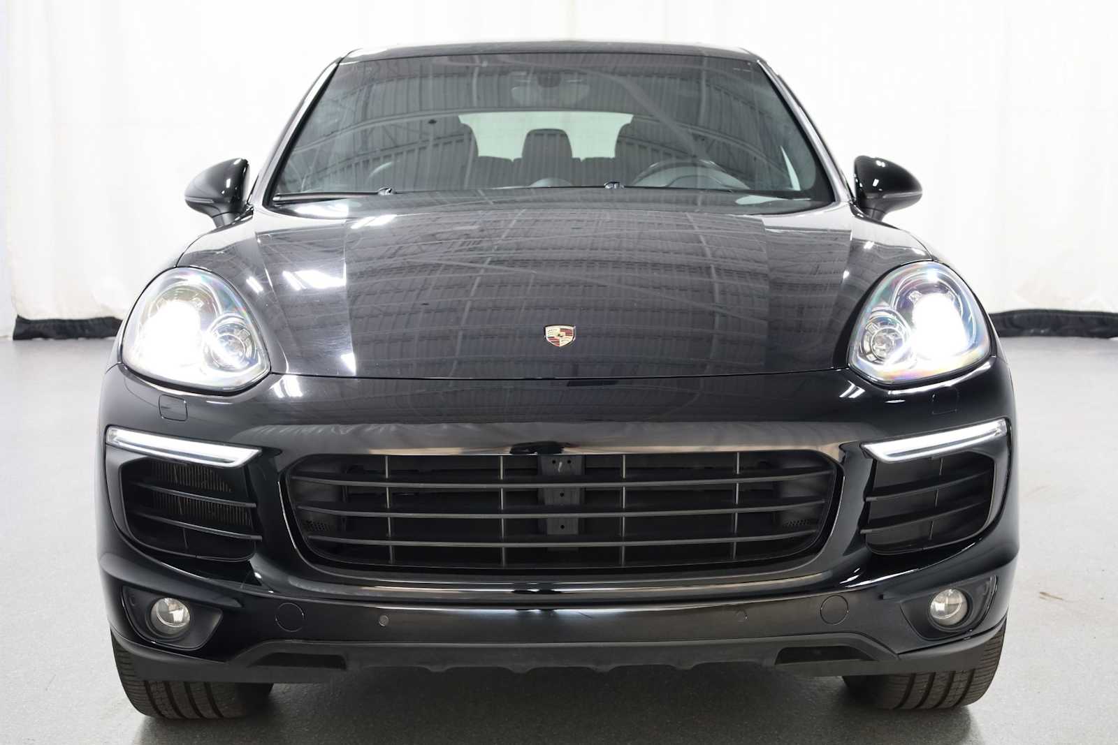 2017 Porsche Cayenne S E-Hybrid Platinum Edition photo 9