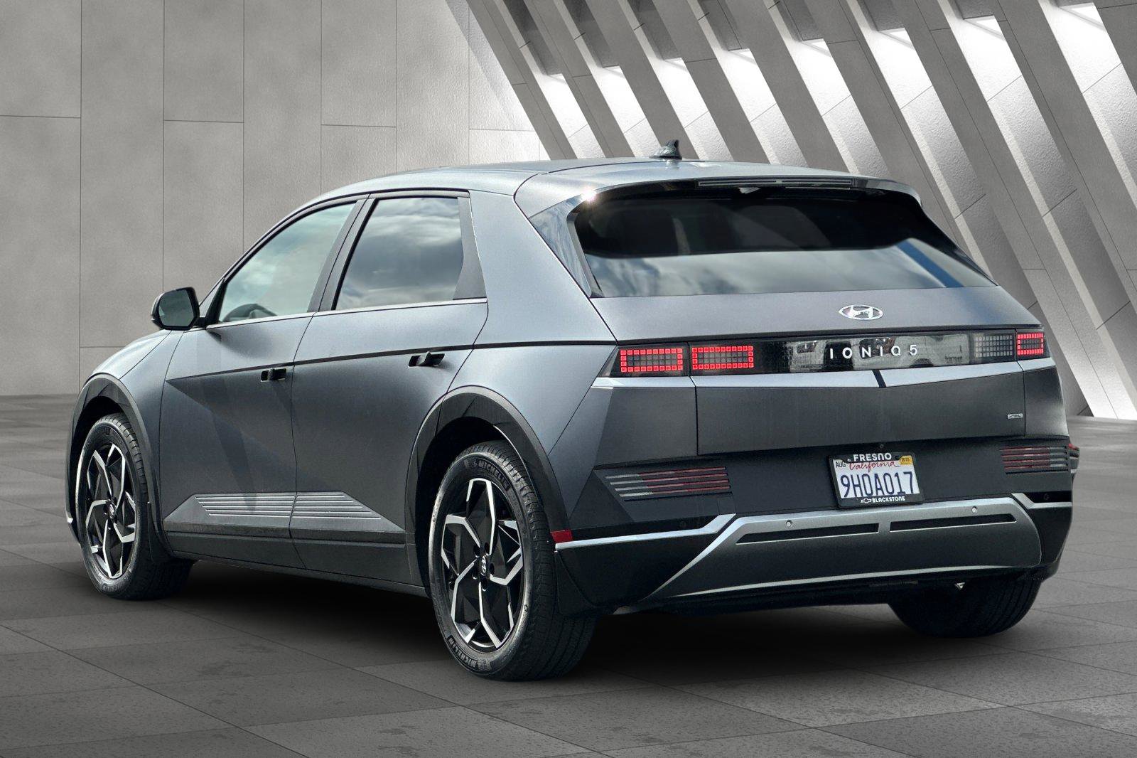 2023 Hyundai Ioniq 5 SEL photo 5
