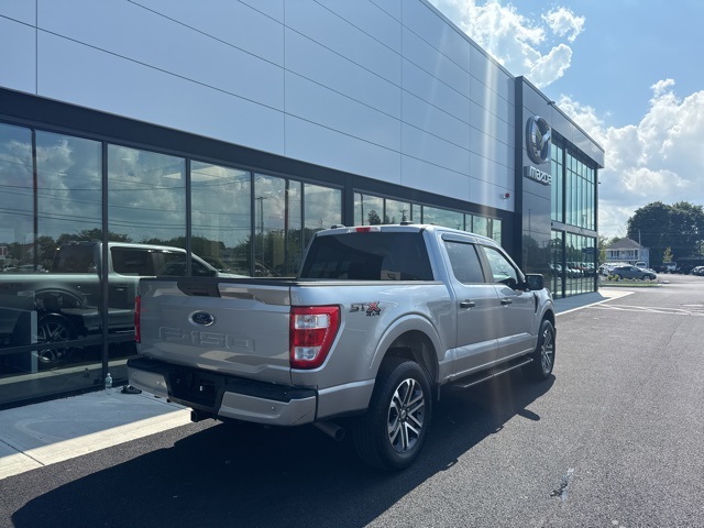 2021 Ford F-150 XL photo 2