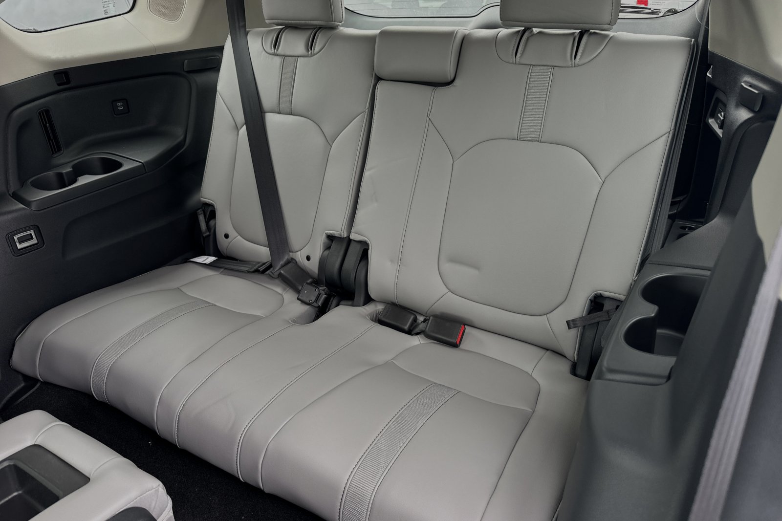 2025 Honda Pilot Touring photo 16