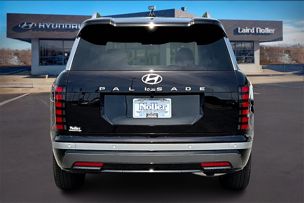 2026 Hyundai Palisade Limited photo 2