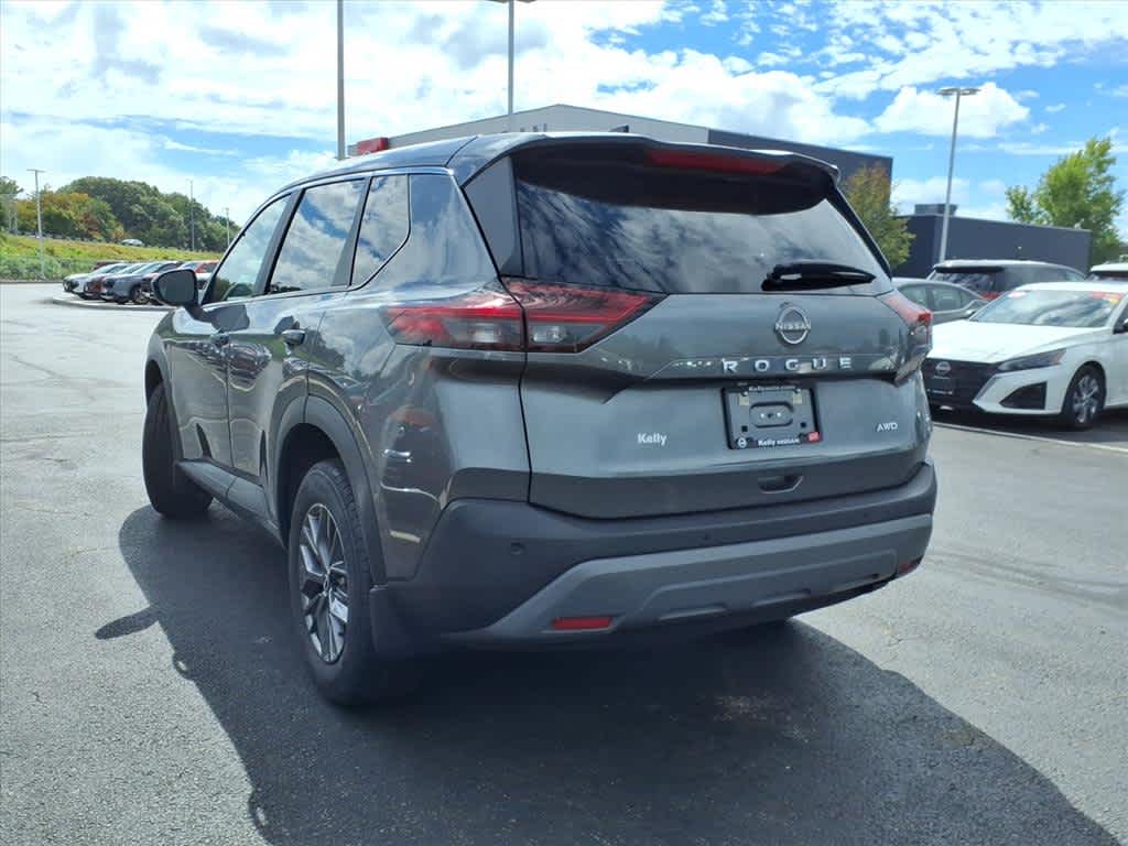 2023 Nissan Rogue S photo 7