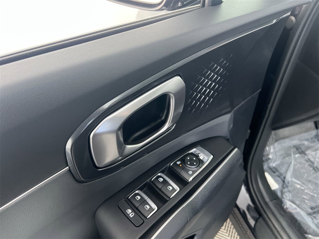 2026 Kia Sorento LX photo 14