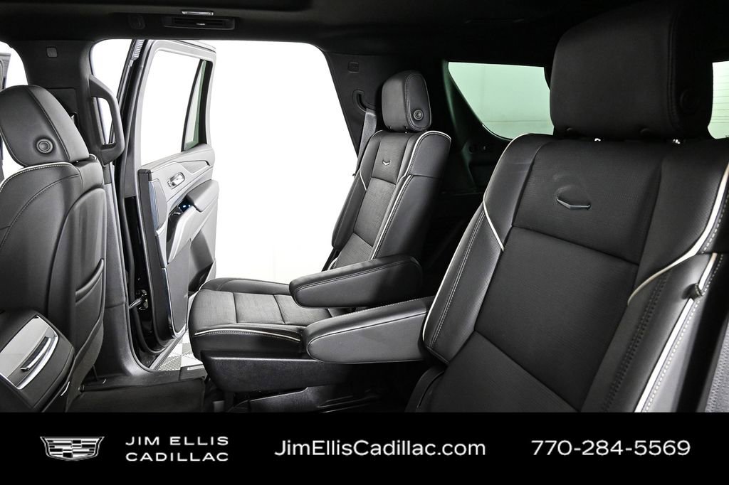 2024 Cadillac Escalade Sport photo 15