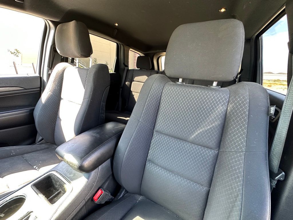 2019 Jeep Grand Cherokee Laredo E photo 6