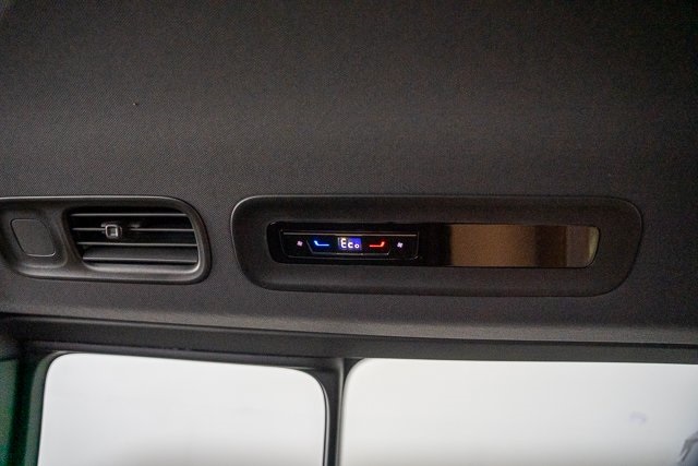 2025 Volkswagen ID. Buzz Pro S photo 26