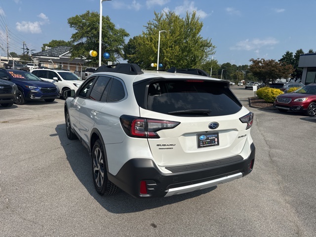 2020 Subaru Outback Limited photo 4