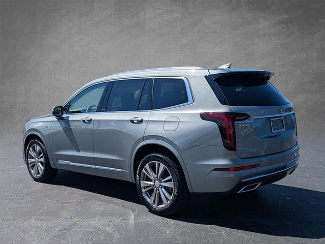 2023 Cadillac XT6 Premium Luxury photo 3