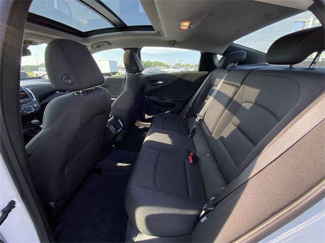 2024 Chevrolet Malibu 1LT photo 13