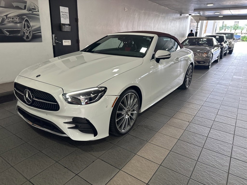 2023 Mercedes Benz E 450 photo 2
