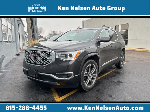 2018 GMC Acadia Denali's photo