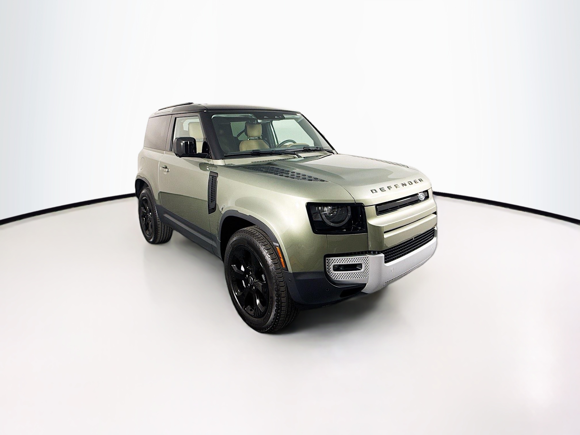 2025 Land Rover Defender 90 S photo 3