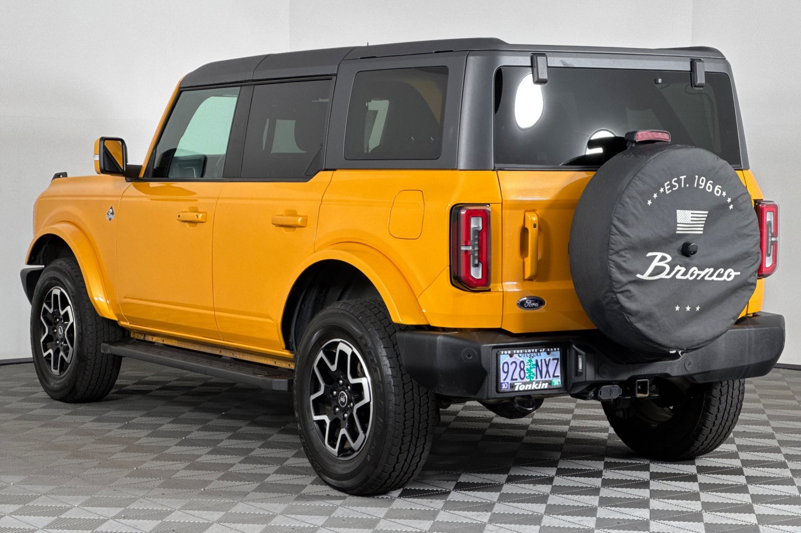 2022 Ford Bronco Outer Banks photo 5