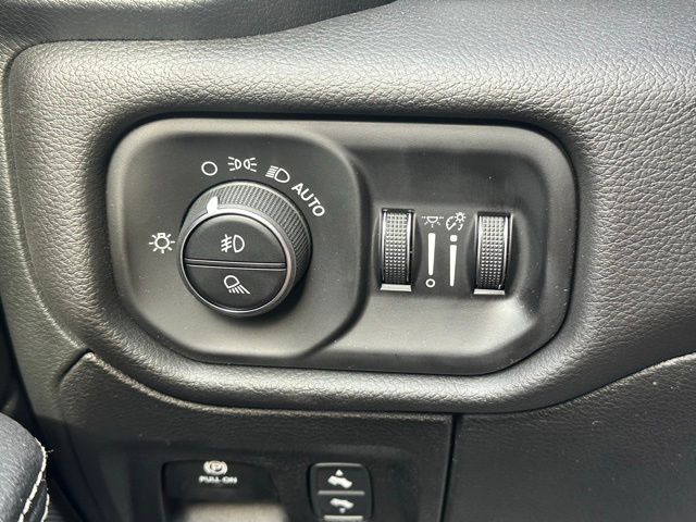 2026 Ram 1500 Rebel photo 18