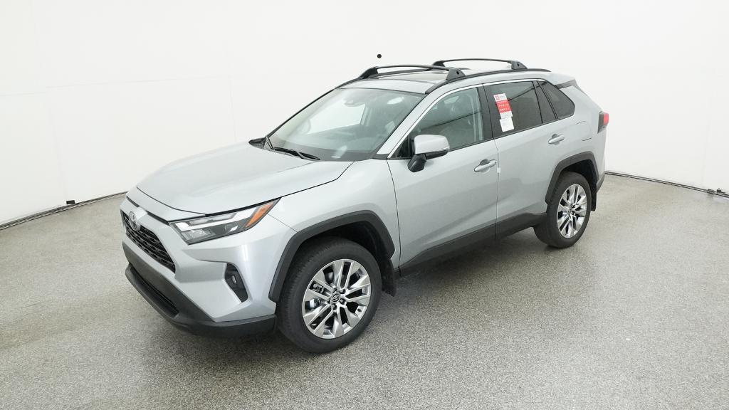 2025 Toyota RAV4 XLE Premium's photo