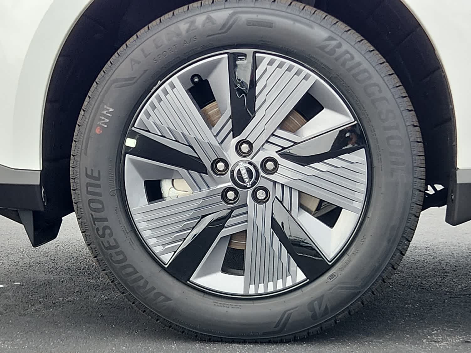 2025 Nissan Murano SL photo 6