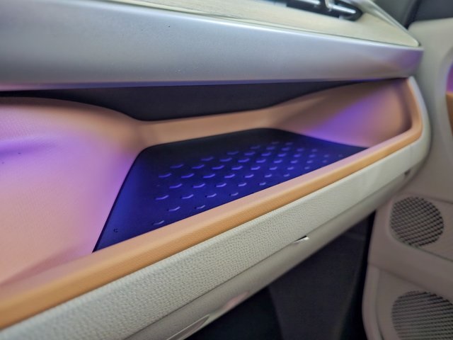 2025 Volkswagen ID. Buzz photo 50